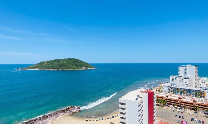 Zona Dorada House | Ocean View. Golden Zone. 6px