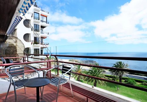 Cascais Apartment | Ocean View in Estoril - Checkinhome