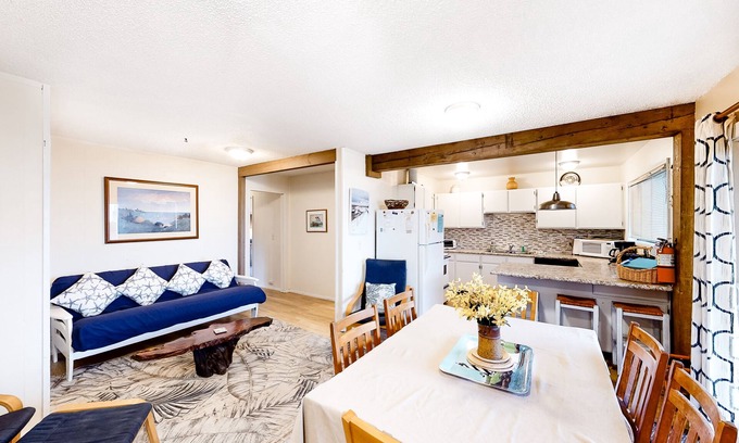 Newport House | Ocean-view lower-level duplex across street from beach - dog-friendly