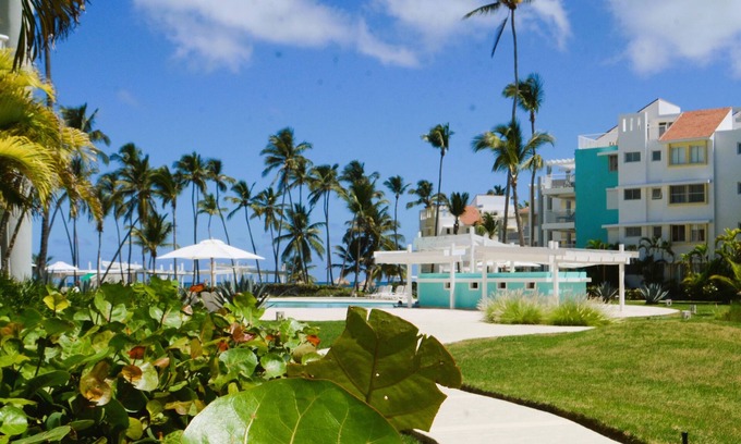 El Cortecito Apartment | Ocean View Paradise "Playa Turquesa" 3 BR, free private beach, pools, WiFi