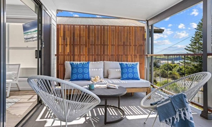 Bombo House | Ocean View Sensation/ 3-min-walk to Bombo Beach