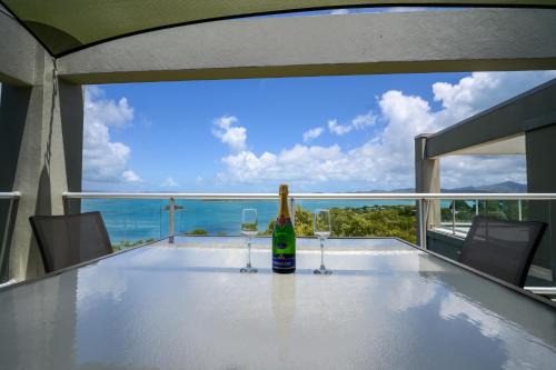 Hamilton Island Apartment | Ocean View Villas