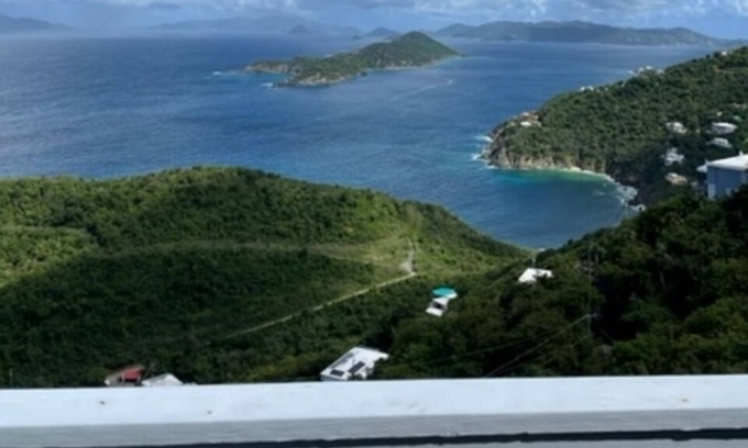 Rosendal Villa | Ocean view with pool - 5 min from beach!