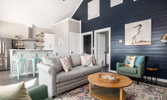 Port Bolivar House | Ocean views~ Dog Friendly~Cls 2 Beach~2 suites ~ Nauti Bird Bungalow