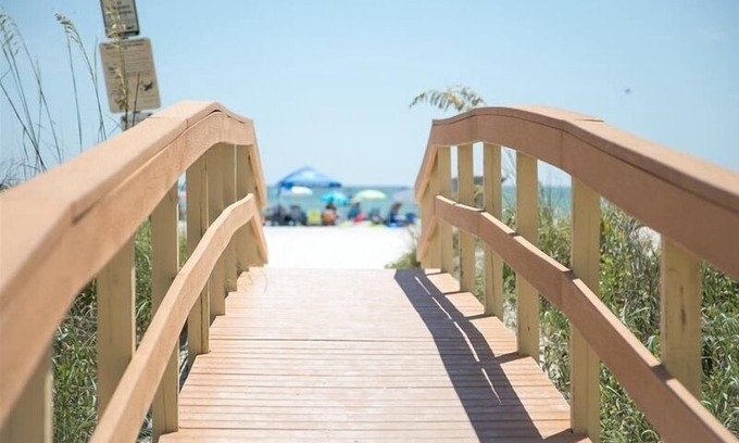 Treasure Island House | Ocean Views & Endless Relaxation