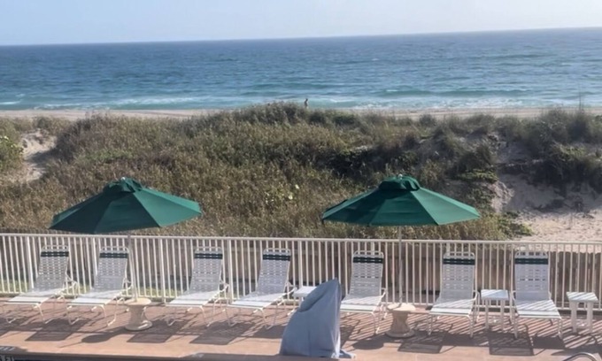 Boca Raton Apartment | Oceanfront 1 BR Condo in Deerfield Beach, FL. Panoramic views of the ocean!