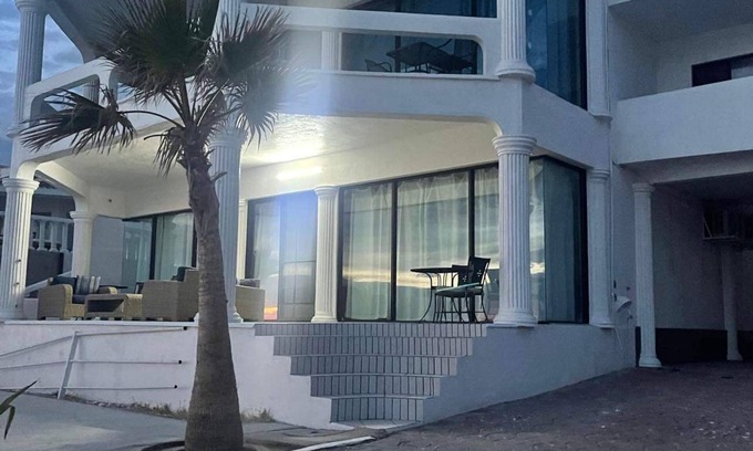 Puerto Penasco House | Oceanfront 10 bdrm 5 kitchen. Rent 6 bdrm Main House @ base price or add casitas
