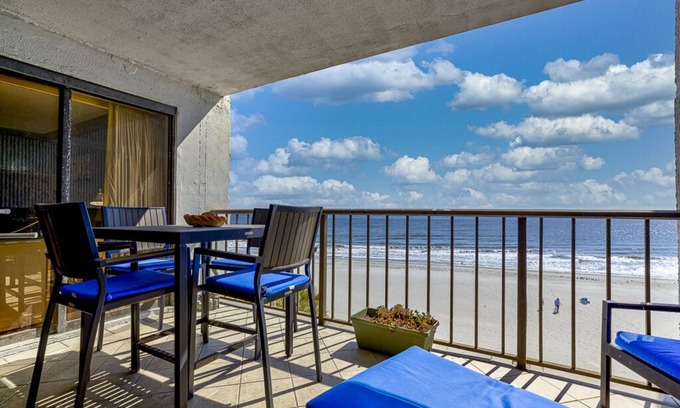 Myrtle Beach Condo | Oceanfront 5th floor,quiet,peaceful.beautiful views