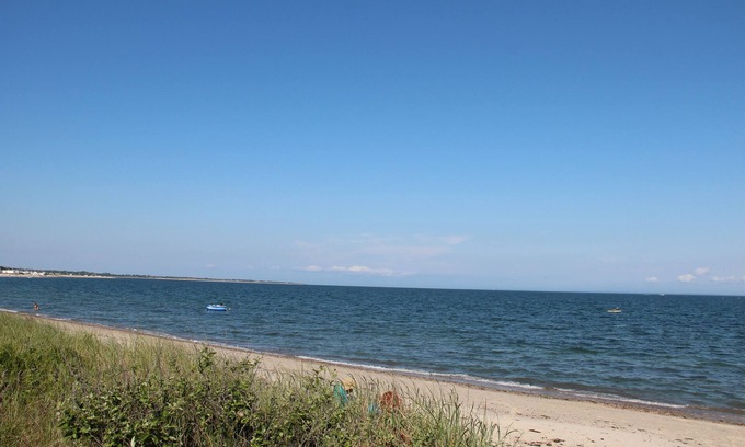 Adamsville House | Oceanfront Beach House with Private Beach for Rent