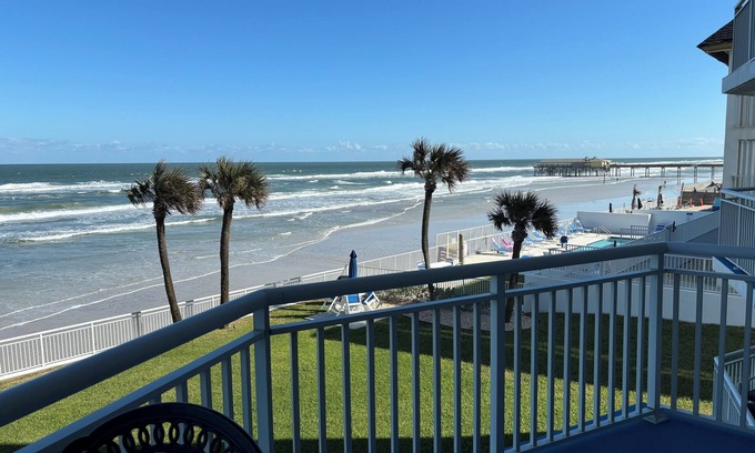 Ocean View Halifax Estates Condo | Oceanfront Condo in Daytona Beach Shores Stunning Views Family-Friendly Sleeps 6