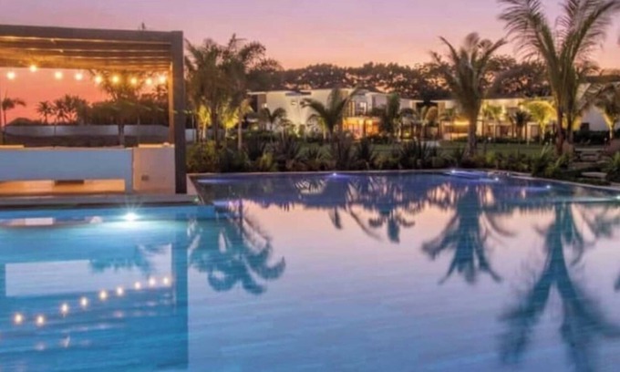 Monterrico Villa | Oceanfront Escape – Luxury Villa Just 5 Min Walk to the Pacific Beach