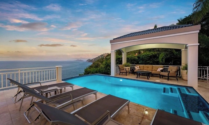Estate Peterborg Villa | Oceanfront Luxury | Peterborg | Infinity Pool