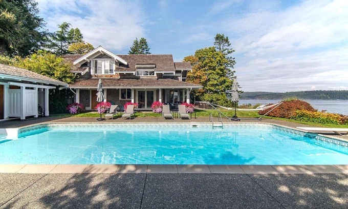 Campbell River House | Oceanfront TimberFrame Home | Pool, HotTub & Views