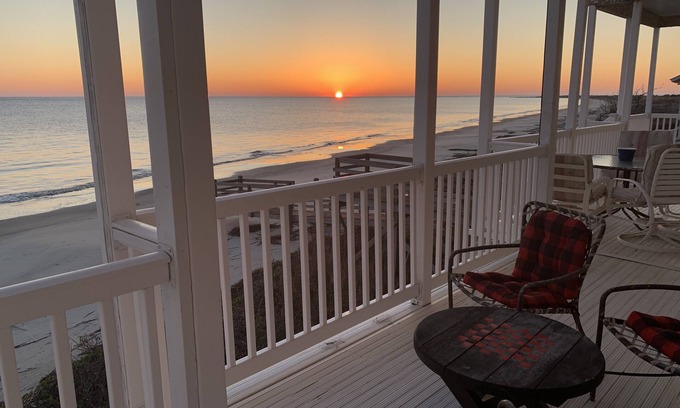 Beachwalk Resort | Oceanfront Paradise!