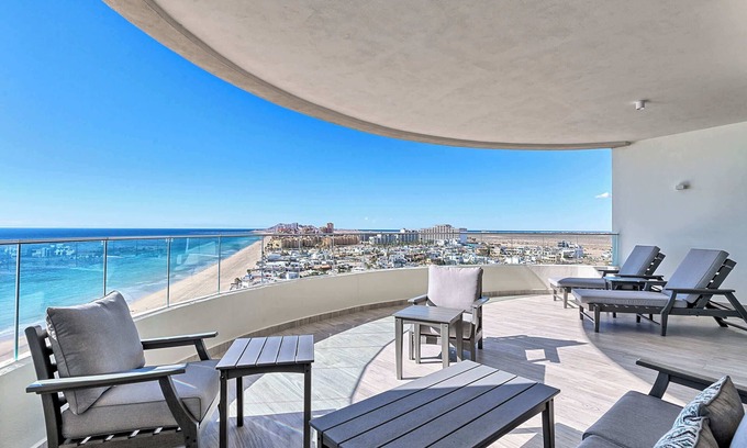 Puerto Penasco Condo | Oceanfront Vibes Iconic Beachside Getaway