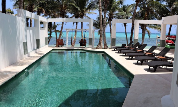 Soliman Bay Villa | Oceanfront Villa in a tranquil bay. Private Pool & 3500 sqft of outdoor space!