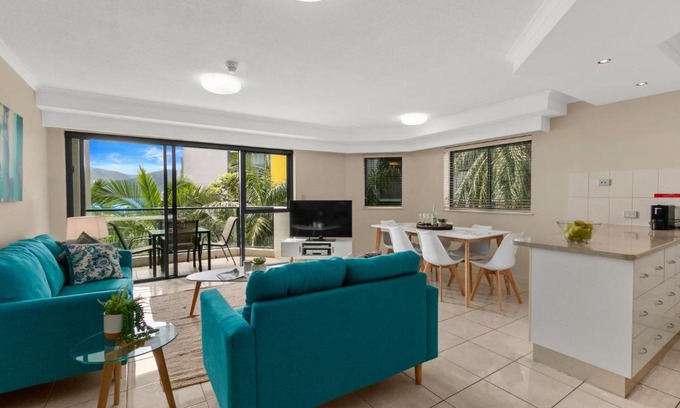 Cairns North Apartment | Oceanview 19 at 181 The Esplanade