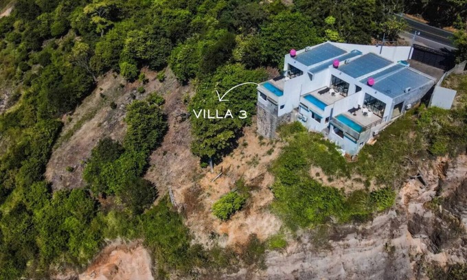 Chiltiupan Apartment | Oceanview Cliff Villa #3 Zonte