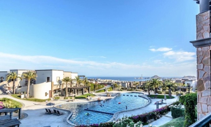 El Tezal Apartment | Oceanview Gated Condo with Pool, Gym & Terrace