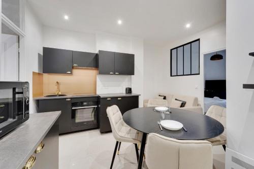 Quartier de la Goutte-d'Or Apartment | ODERNER - Cosy apartment L009