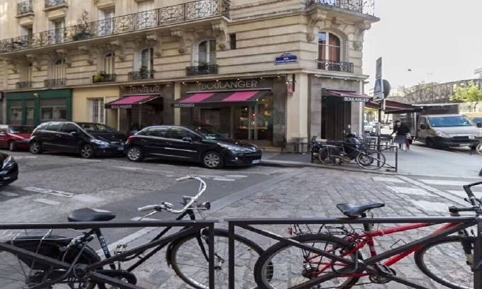 Grenelle Apartment | OFFERING A SPECULAR VIEW OVER THE EIFFEL – AN EXCEPTIONAL LOCATION IN 15TH