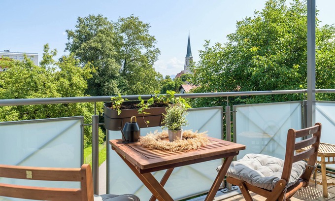 Freilassing Apartment | OG2 L 70m² 2 room city apartment in the center 15 min Salzburg