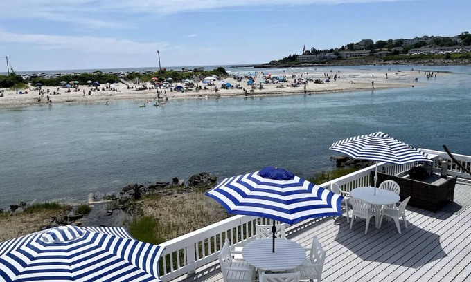 Ogunquit Condo | Ogunquit Oceanfront Condo, stunning views private balcony 1BR/1BA steps to town