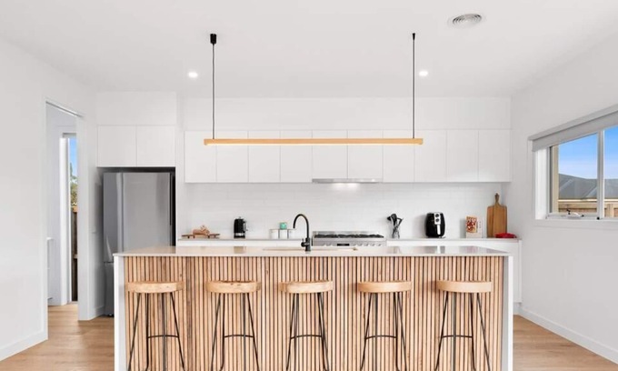 Grovedale House | OH SO Coast-10 Mins to Torquay, Barwon Heads, Golf