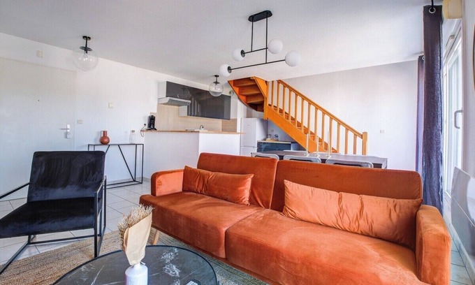 Perigueux Apartment | OIQIA Carmésin