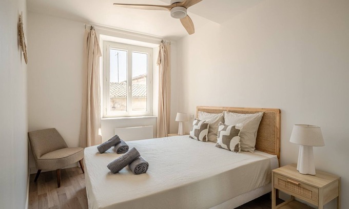 Centre Historique Apartment | OIQIA Olympe