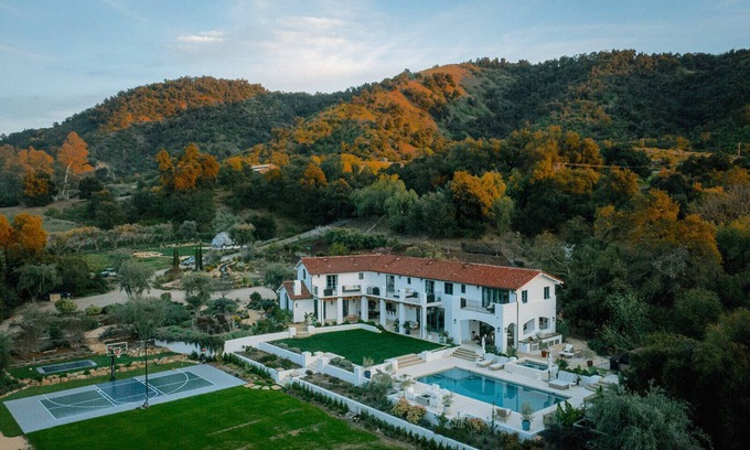 Ventura County Villa | Ojai Luxury 6.5 miles to Ojai, Pool, Spa,Yoga Dome, Pickle Ball, Magical Gardens