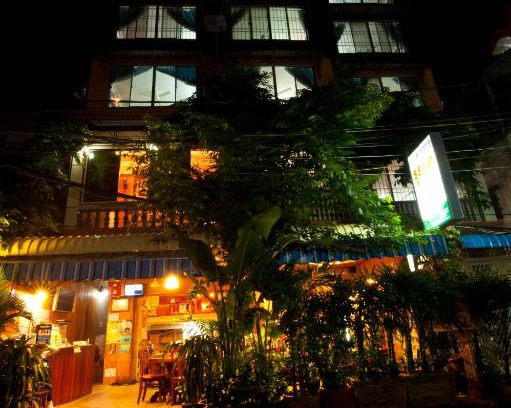 Daun Penh House | Okay Guesthouse Phnom Penh