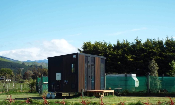 Wairau Valley House | Okuti Cottage by Tiny Away