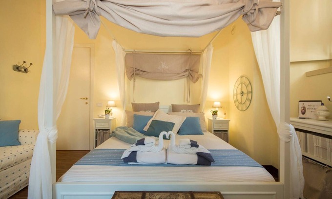 Como Apartment | Old Borgo Vico - Lake Como - Apartment for Rent - your home away from home