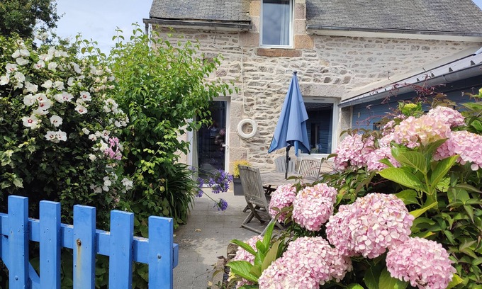 Plouezec Cottage | Old fisherman's house, tranquility, charm, near sea, near Paimpol
