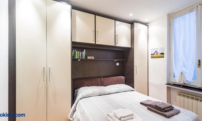 Genoa Historical Centre Apartment | Old Port Apartment 4 beds