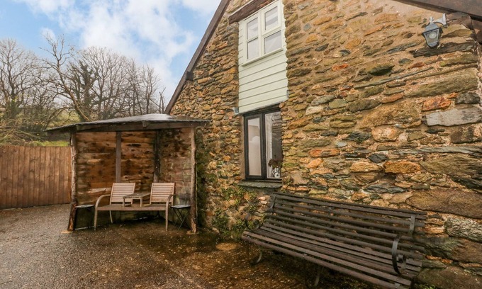 Crymych Cottage | OLD TETHER BARN, with open fire in Crymych