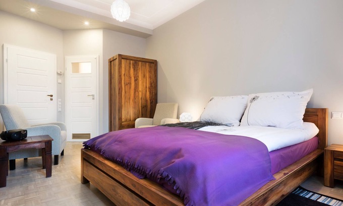 Stare Miasto Apartment | Old Town - 2 bedrooms, 2 bathrooms, 100 metres from the Main Square