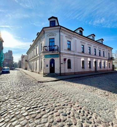Liepaja Apartment | OLD TOWN Republika - 2 rooms - Self Check In - 24 hours - Free parking