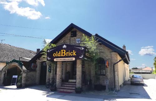 Sombor Hotel | OldBrick PUB