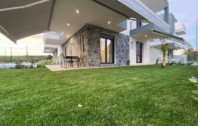 Nea Moudania Apartment | Olea Suites 1