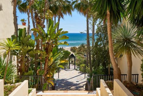 Nikki Beach Apartment | OleHolidays 515 Romana Playa junto a la playa