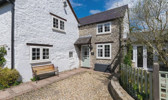 Portesham House | Olive Tree Cottage - Three Bedroom House, Sleeps 6