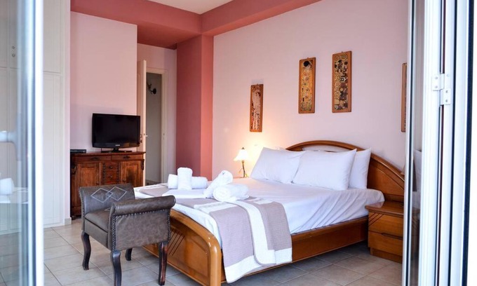 Kalamata Villa | Olive Villa