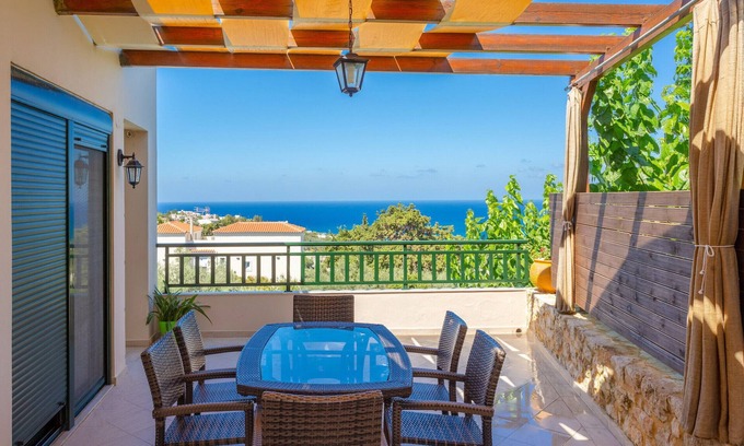 Gerani Villa | Olive villa private pool,near taverns
