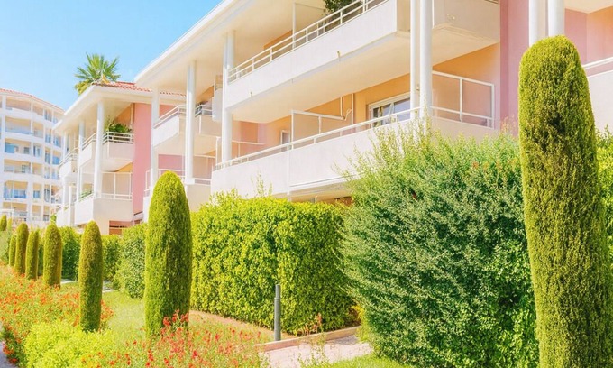 Golfe Juan Apartment | Olivéa, Domaine Juan Flore, seaside residence with large swimming pool