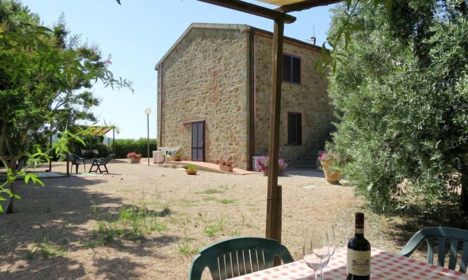 Magliano in Toscana Apartment | Olivo by Interhome