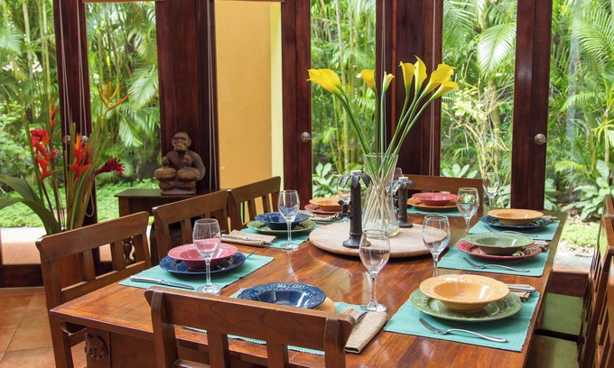 Manuel Antonio House | On Manuel Antonio Beach, 3 bed private pool and jacuzzi Lots of Monkeys!