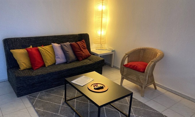Kirchheim unter Teck Apartment | On the A8 & yet close to the city! Apartment for max. 5 guests with good connections A8-B10-S1