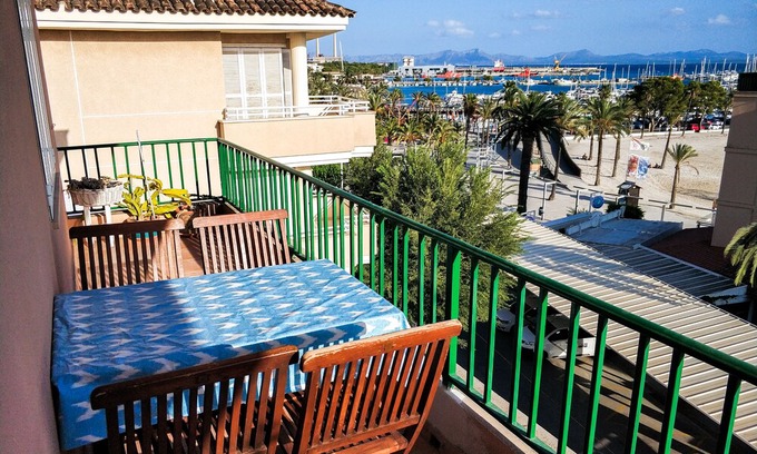 Alcudia Apartment | On the beach in the center of Puerto de Alcudia